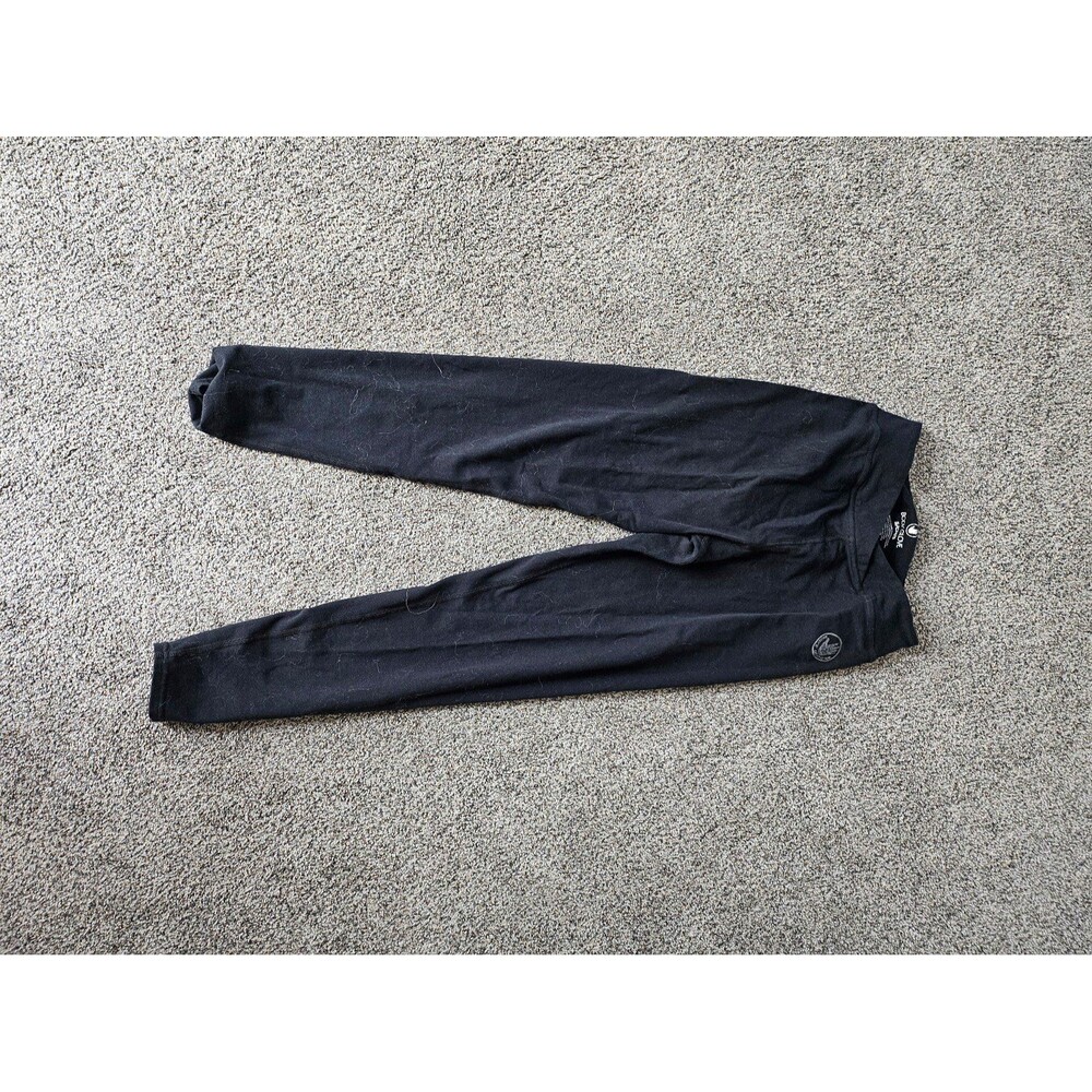 Black leggings